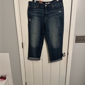 Levi’s Woman Sz. 16 W NWT